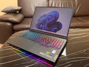 Ноутбук Lenovo Legion Pro 7 16IRX8H  82WQ002RUS фото