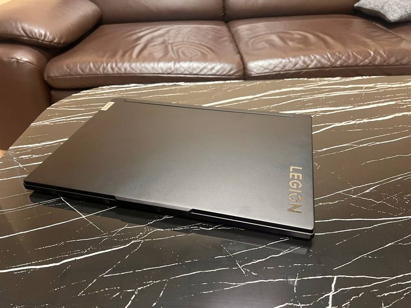Ноутбук Lenovo Legion Pro 5 16IRX8  82WK009AUS фото
