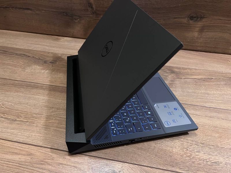 Dell G15 5530 Inspiron-5530-8560 фото